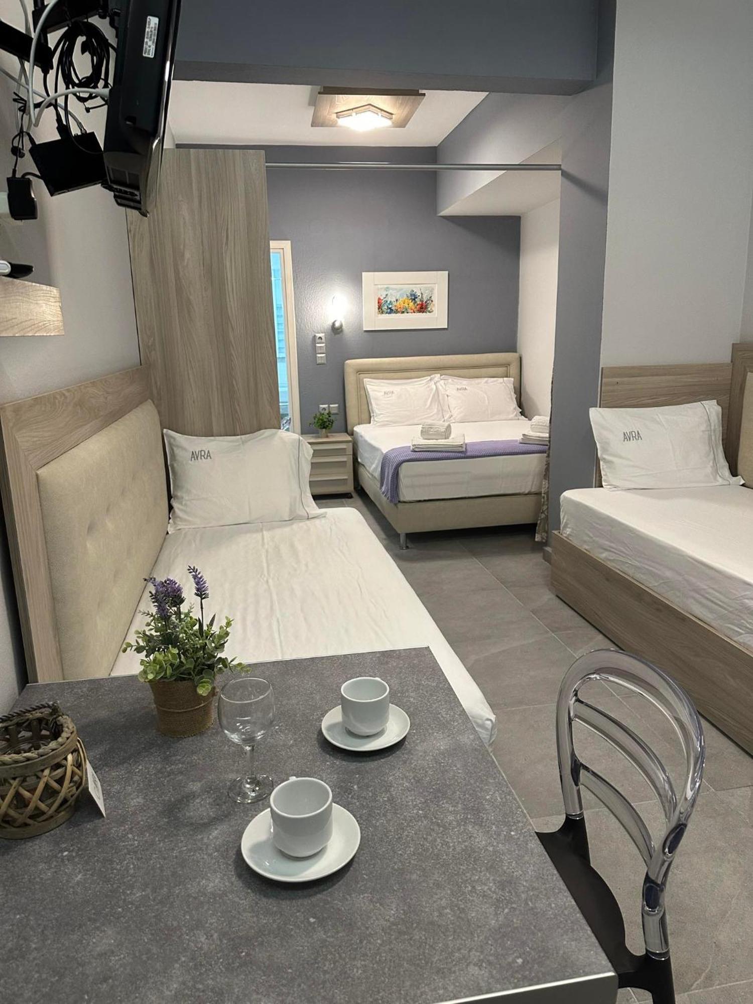 Avra Comfort Rooms Nea Poteidaia Buitenkant foto